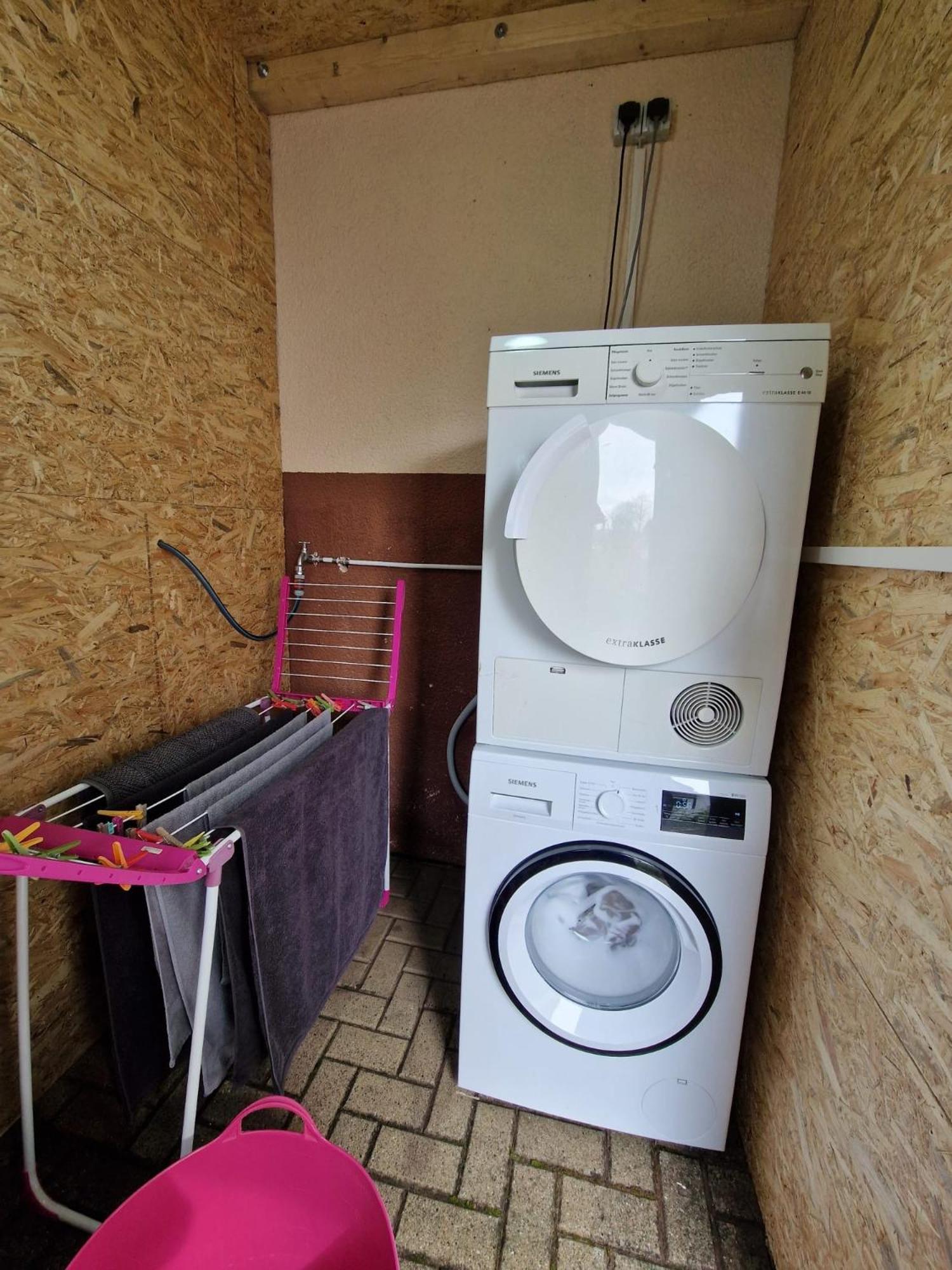 Ferienwohnung Am See Dillich - Ruhige Lage - Eigener Garten - Direkt Neben Einem Natursee Borken  エクステリア 写真